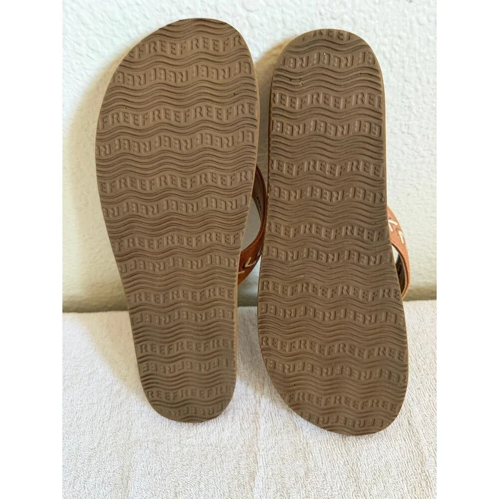 Reef Women’s Cushion Breeze Flip Flop Sandal Tan Brown Whipstitch Size 11